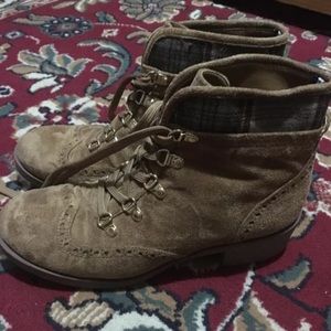 EUC Women’s Tommy Hilfiger Boots Size 8
